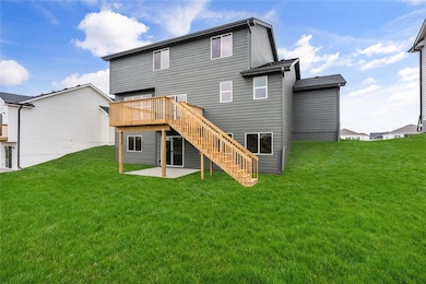 915 Hamilton Rd, Waukee, IA 50263 - photo 2