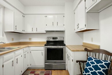 258 Dutton Cir, Jamestown, KY 42629 - photo 7