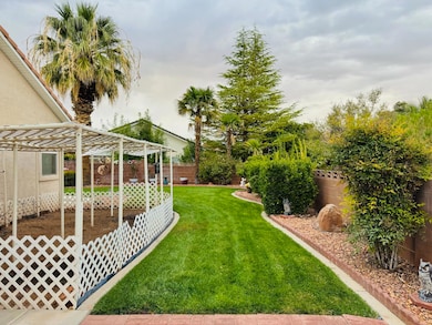 784 N Dusk Dr, Saint George, UT 84770 - photo 3