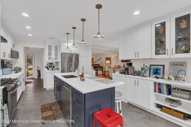 162 Catherine St, Red Bank, NJ 07701 - photo 5