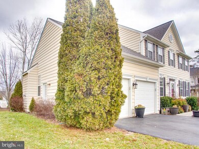 21495 Golden Autumn Place, Broadlands, VA 20148 - photo 3