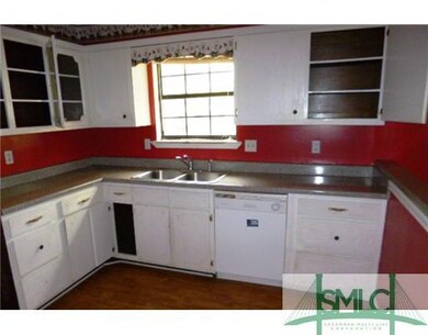Kitchen. View 2