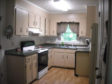 Stove ,refrigerator, dishwasher, washer and dryer stay 