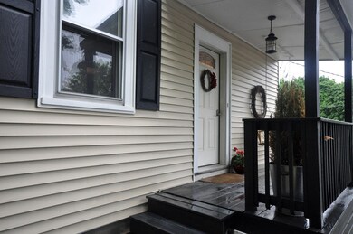 17 Valley St, Wakefield, MA 01880 - photo 3