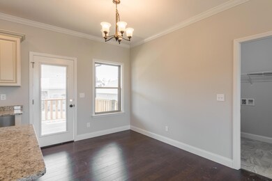 195_Flanklin_Cir_11