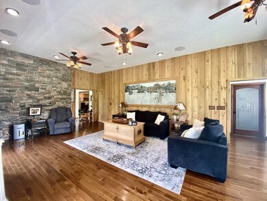 1870 Limekiln Rd, Tennessee Ridge, TN 37178 - photo 7