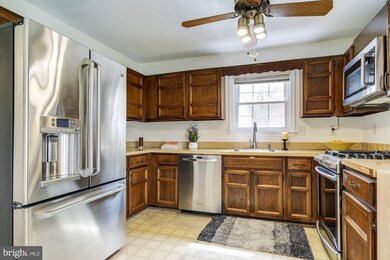 11108 Pinion Ct, North Potomac, MD 20878 - photo 7