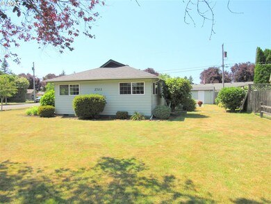 2703 Taylor Ave, Longview, WA 98632 - photo 3