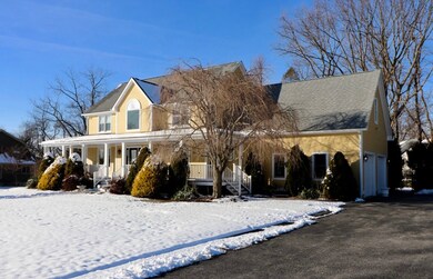 11 Jacobs Point Rd, Warren, RI 02885 - photo 2