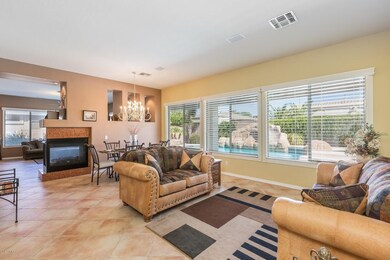 5) FORMAL LIVING