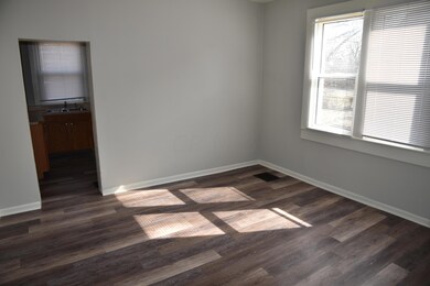 768 S 17th (9)