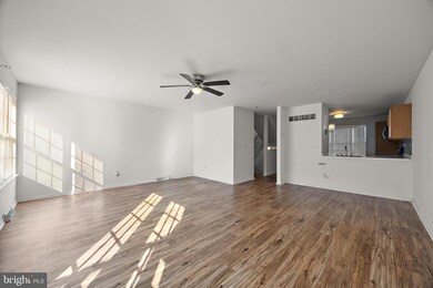 78 Three Rivers Dr, Newark, DE 19702 - photo 6