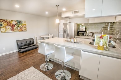 Sterling Crest unit D-315, Austin, TX 78705 - photo 3