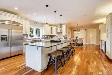 8304 Hunts Point Cir, Hunts Point, WA 98004 - photo 3