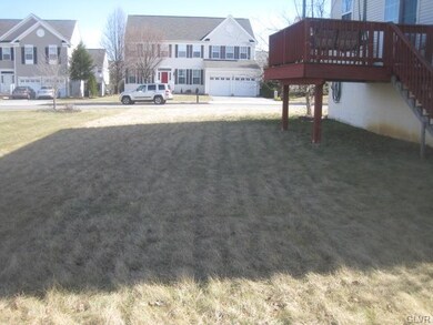 7415 Crane Crossing, Macungie, PA 18062 - photo 2