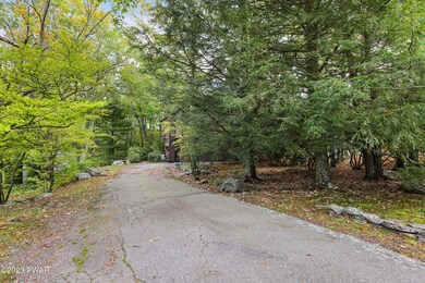 131 Hillside Dr, Lords Valley, PA 18428 - photo 5