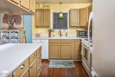 Kitchen_DMD_3785-SMALL