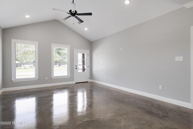 101 Moise St -5