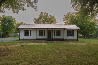 324 Harrison Rd, Shelbyville, TN 37160 - photo 2