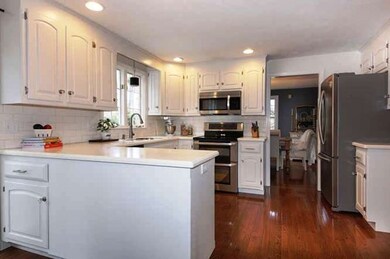 5 Joseph Cir, Franklin, MA 02038 - photo 3