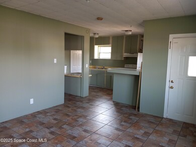 Living Room / Kitchen