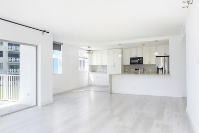 Hillcrest East 24 unit 201, Hollywood, FL 33021 - photo 7