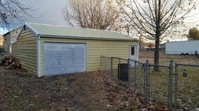 unlisted-address, Redmond, OR 97756 - photo 6
