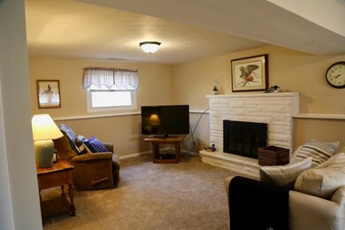 Familyroom2