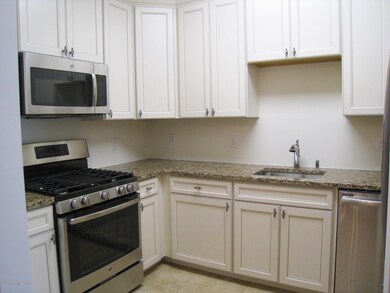 208 Bloomsbury Dr, Morganville, NJ 07751 - photo 3