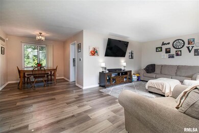 1914 San Jose Ct, Bettendorf, IA 52722 - photo 6