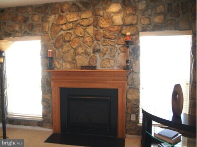 4873 Royal Coachman Dr, Elkridge, MD 21075 - photo 7