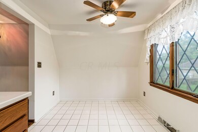 Kitchen eating space