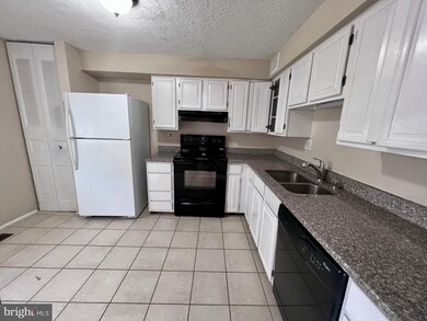 9 Spectator Ln, Owings Mills, MD 21117 - photo 5