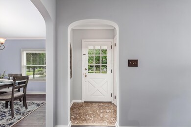 Mini Foyer