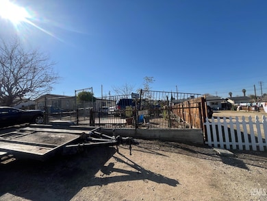 411 Rose Ave, Taft, CA 93268 - photo 3