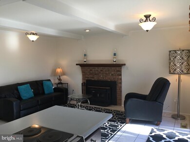 4331 Farm House Ln, Fairfax, VA 22032 - photo 2