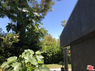 5035 Calderon Rd, Woodland Hills, CA 91364 - photo 7