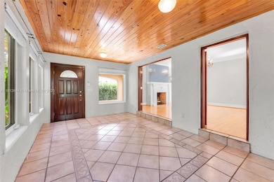 1514 Capri St, Coral Gables, FL 33134 - photo 4