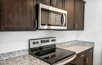 4 - Kitchen