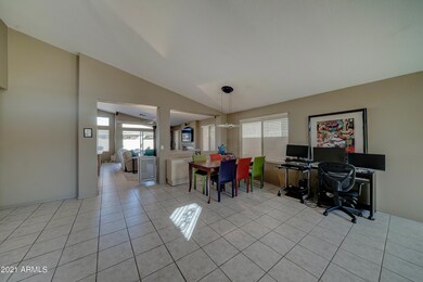 282 W El Freda Rd, Tempe, AZ 85284 - photo 6