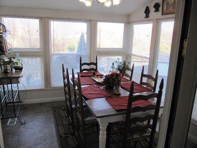 224 Old Shelbyville Rd, McMinnville, TN 37110 - photo 2