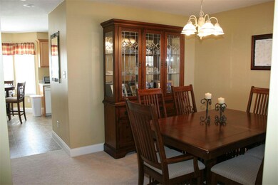 Dining 2