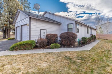 3059 NE Weddell St, Bend, OR 97701 - photo 5