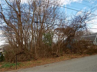 15 Patterson Ave, Warren, RI 02885 - photo 2