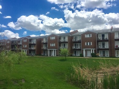 4151 Williamsburg Ct, Glenview, IL 60025 - photo 4