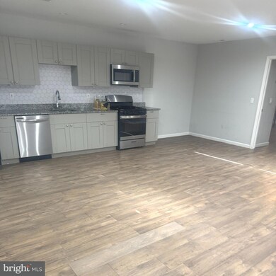 609 Brunswick Ave unit B1, Trenton, NJ 08638 - photo 5