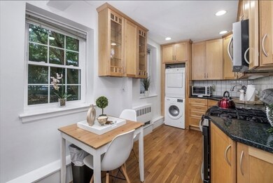 37 Commonwealth Ave unit 11, Chestnut Hill, MA 02467 - photo 3