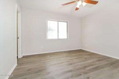8135 W Clarendon Ave, Phoenix, AZ 85033 - photo 7
