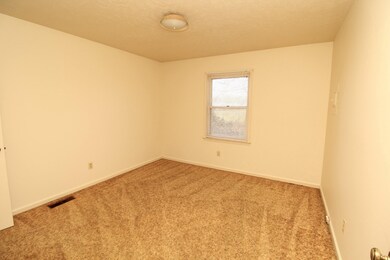 535 Westwood Dr, Hopkinsville, KY 42240 - photo 4