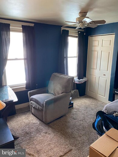 527 Bridgeboro St, Riverside, NJ 08075 - photo 4